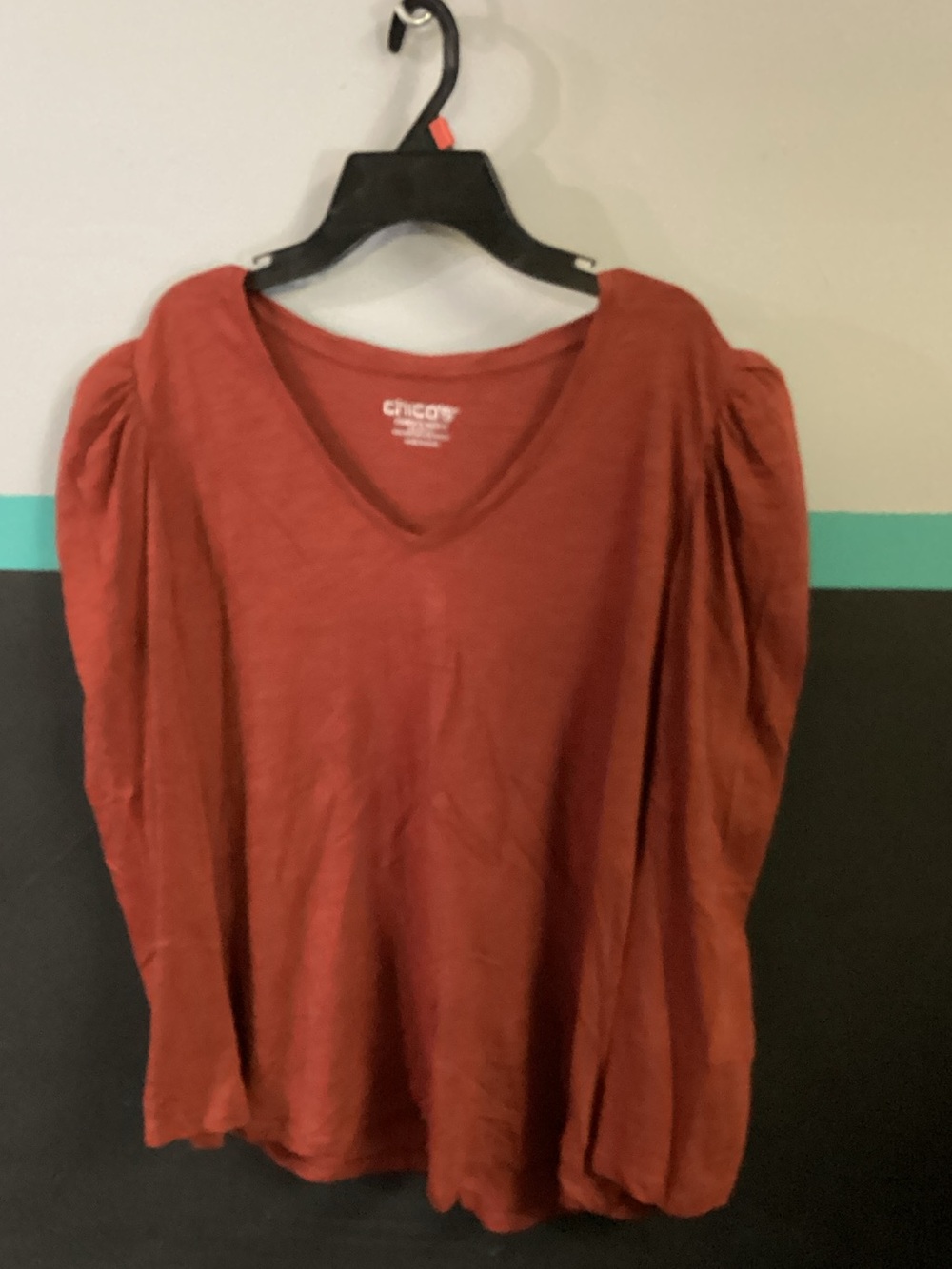 Chico's Rust Red V-Neck Puff Sleeve Tee